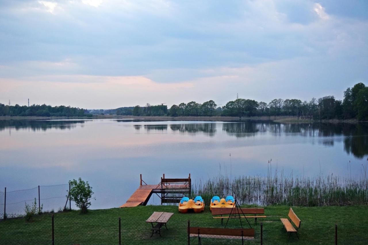 Вілла Z Widokiem Na Jezioro Ілава Екстер'єр фото